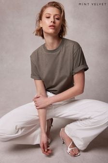 Mint Velvet T-Shirt aus Baumwolle mit Nieten, Khaki (B06705) | 70 €
