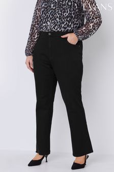 黑色 - Curve Fit Straight Jeans (B15185) | NT$1,680