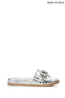 銀灰色 - Moda In Pelle Ocarina黑色閃亮裝飾編織涼拖鞋 (B20621) | NT$4,620