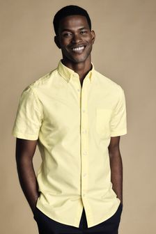 أصفر - قميص أكسفورد قابل للتمدد سادة بكم قصير بأزرار من Charles Tyrwhitt (B27773) | 297 ر.ق