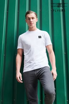 Weiß - Flyers Herren T-Shirt mit strukturiertem Ausschnitt, klassischer Schnitt (B73189) | 39 €