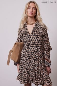 Mint Velvet Bedrucktes kurzes Kleid (B75189) | 182 €
