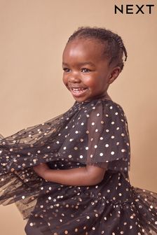 Girls occasionwear shop