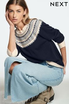 Granatowy w skandynawski wzór - Miękki sweter z długim rękawem i okrągłym dekoltem (C14789) | 90 zł