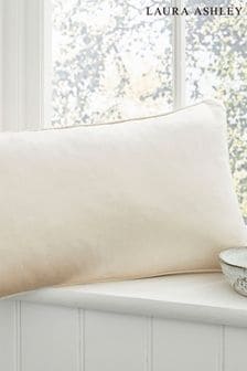 Laura Ashley Oyster Cream Nigella Rectangle - Feather Filled Cushion (C21141) | 67 €
