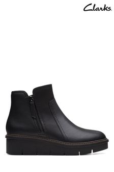 Clarks Black Smooth Airabell Zip Boots (C21771) | 108 €