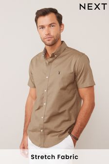 Песочный - Стандартный крой - Классическая рубашка с коротким рукавом из ткани стрейч (C30116) | €25