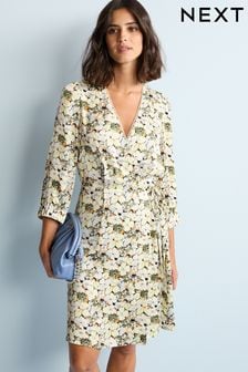 Creme mit floralem Muster - Half Sleeve Wrap Mini Dress (C34965) | 53 €