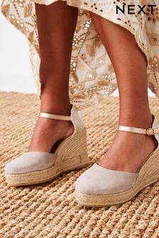 Chaussures compensées mi-hautes Forever Comfort® à bout fermé en cuir et bride cheville (C37473) | €24