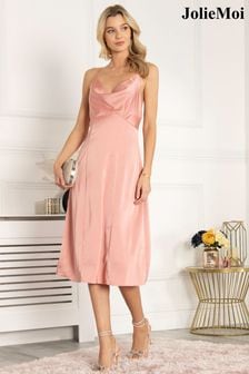 Rožnata satenasta obleka s spuščenim ovratnikom Jolie Moi Alaysha (C42101) | €35