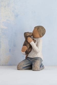 Фігурка хлопчика Доброта з вербового дерева (C51768) | 1 488 ₴