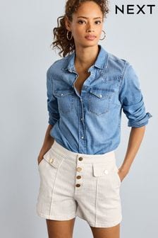 Белый в полоску - Золотистые джинсовые шорты с пуговицами (C61663) | €32