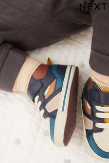 Brillante multicolor - Zapatillas de deporte hi-top de bebé (0-24 meses) (C64919) | 11 €