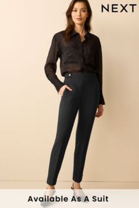 Čierna - Konfekčné nohavice mrkvového strihu s manžetami (C77688) | €28