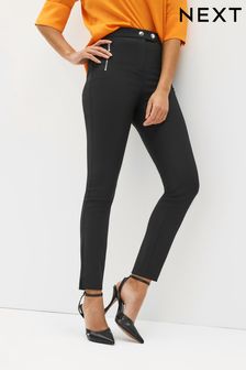 Schwarz - Skinny-Hose mit Reißverschlussdetail und elastischer Rückseite (C79573) | 53 €