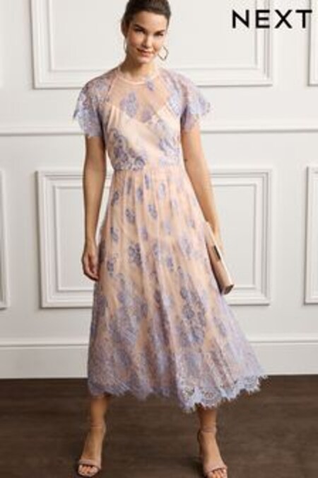Azul claro/rosa melocotón - Vestido a media pierna con cuello subido y manga corta con diseño floral de encaje (C82438) | 91 €