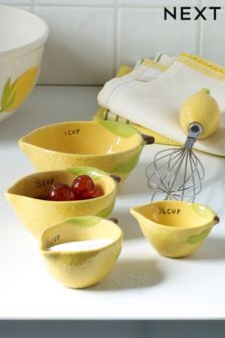 Yellow Whisk & Measuring Cups Lemon Ceramic (C90141) | OMR10
