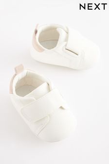 أبيض - حذاء رياضي للبيبي (0-18 شهرًا) (C90656) | 33 ر.ق