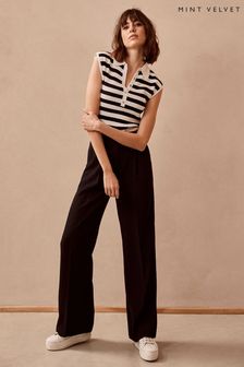 Mint Velvet Wide Pleated Black Trousers (C94870) | €53