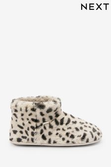 Black and White Dalmation Recycled Faux Fur Boot Slippers (C95967) | kr269