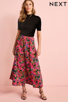 Розовая в цветочек - Фактурная юбка миди со вставками (D08987) | €25