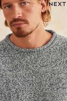 Grafitowo-szara - Dzianinowy sweter z długim rękawem o regularnym kroju ze skręceniem (D21929) | 78 zł