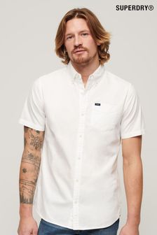 לבן - חולצת אוקספורד עם שרוול קצר במראה ויטאג׳ של Superdry (D25643) | ‏226 ‏₪