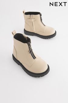 Off White Zip Front Charm Detail Ankle Boots (D33333) | 30 € - 35 €