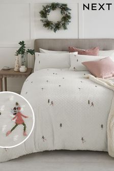White/Green Embroidered Ice Skaters with Dobby Texture Duvet Cover and Pillowcase Set (D42846) | 30 € - 50 €