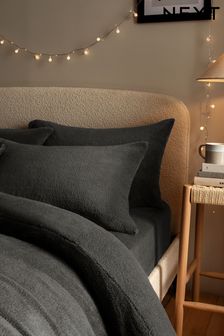 Set of 2 Charcoal Grey Fleece Pillowcases (D45629) | NT$320