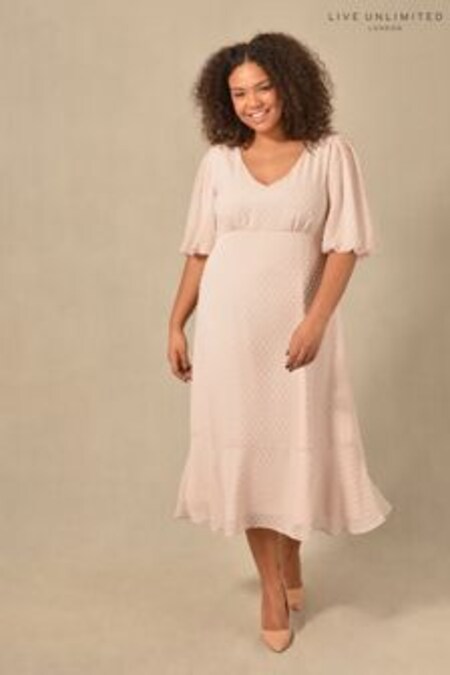 Live Unlimited Pink Curve Dobby Chiffon V-Neck Dress With Short Sleeve (D49085) | 146 €