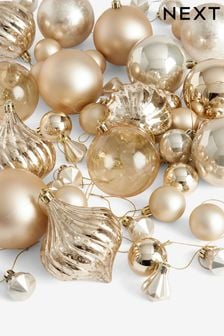 50 Pack Gold Christmas Baubles (D73660) | €17