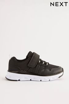 黑色 - 運動鞋 (D74277) | NT$1,070 - NT$1,330