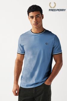Mitternachtsblau - Fred Perry T-Shirt mit doppeltem Streifen und Logo (D81915) | 76 €