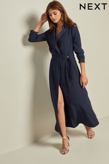 Donkerblauw - Maatgesneden crêpestof jurk met overslag en lange mouwen (D82642) | €95