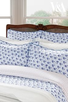 V&A Blue Swanwick Oxford Pillowcase (D89750) | €22