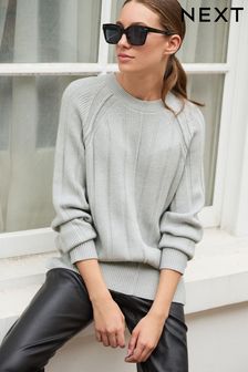Szary - Prążkowany sweter z okrągłym dekoltem (D94310) | 95 zł