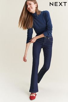 Niebieski RInse - Bardzo miękkie jeansy z rozszerzanymi nogawkami (D95993) | 165 zł