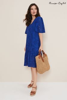 Phase Eight Meleri Kleid mit Lochstickerei, Blau (D99030) | 74 €