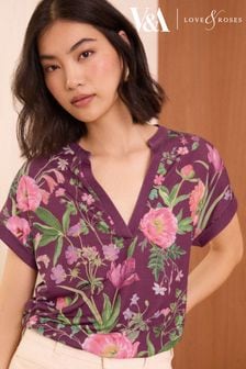 Czerwony - Love & Roses Jersey V Neck Shortss Sleeve T-shirt (E05971) | 175 zł