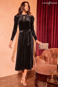 Evening gowns for larger ladies clearance