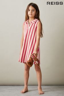 Boys opening girls cloth deals