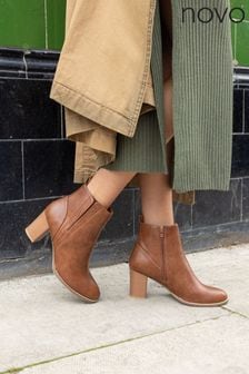 Novo Brown Regular Fit Vienna Block Heel Chelsea Boots (E94124) | $73