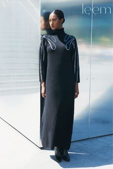 leem Black Appliqué Knitted Dress (K24865) | 487 zł