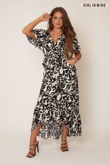 Girl In Mind Monochrome Floral Petite Shellie Short Sleeve Tiered Belted Dress (K42448) | €22