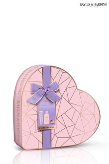 Baylis & Harding Jojoba, Vanilla and Almond Oil Luxury Heart Keepsake Gift Box Gift Set (K66281) | €20.50