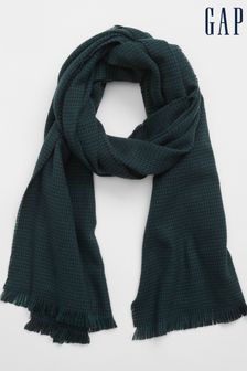 Gap Green Cosy Knit Fringed Scarf (K70527) | €13.50