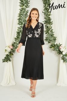 Yumi Black Embroidered Panel Midi Dress With Pleats (K83547) | $111