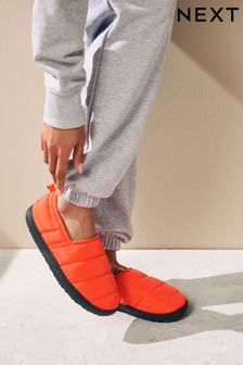Red Water Repellent Quilted Shoot Slippers (K86487) | HK$221