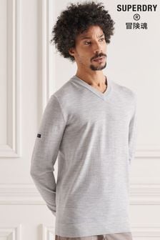 Gris - Jersey con cuello de pico de lana de merino de Superdry (M20319) | 72 €